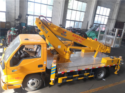 高空作業車與專用車輛選購指南 16米直臂江鈴登高車與17.5米伸縮直臂及清洗吸污車價格解析